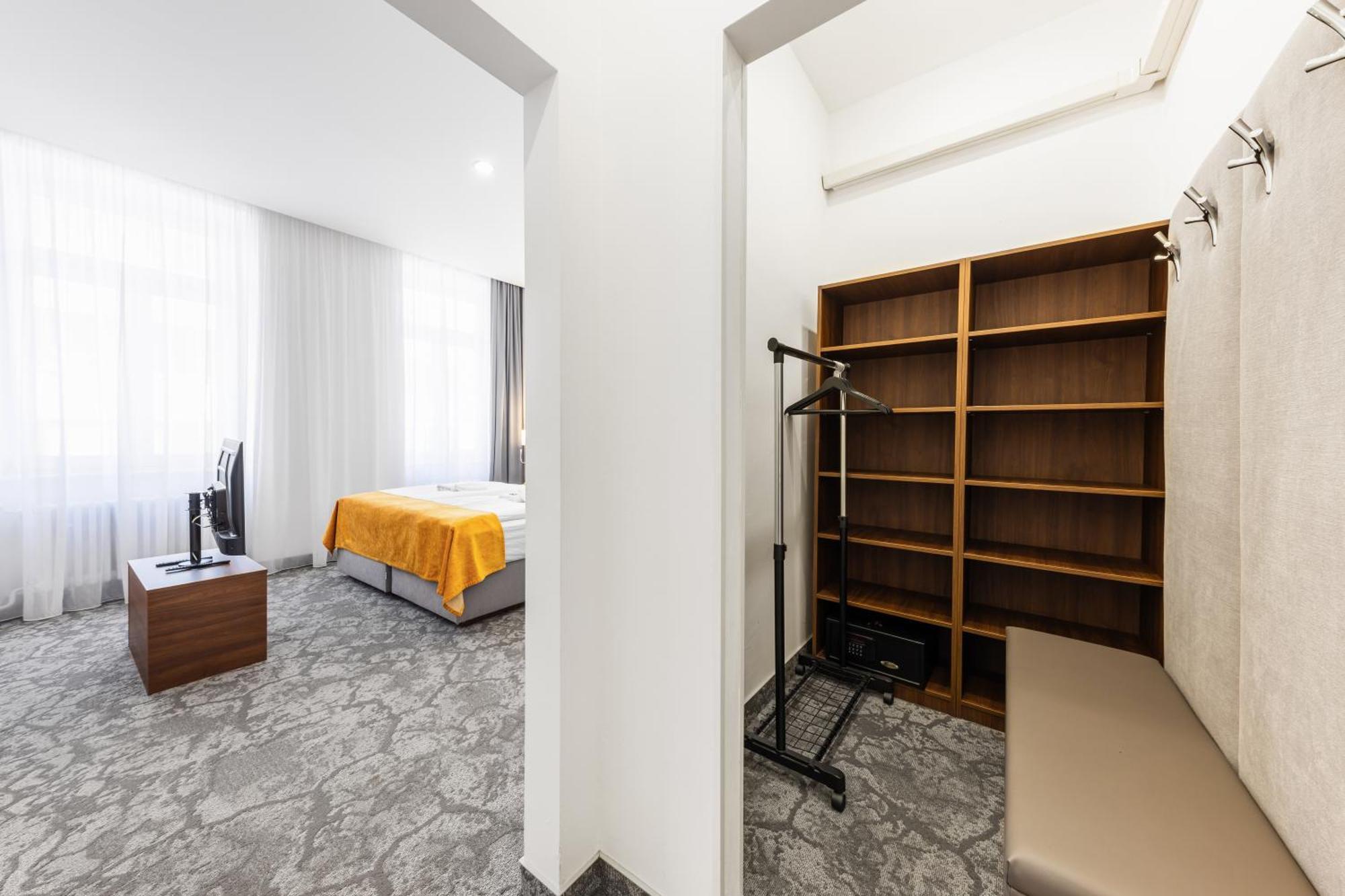 Hotel A1 Royal Plaza à Prague Extérieur photo